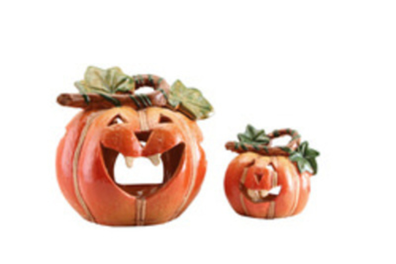 <p>Beautiful Halloween Decorations and Gifts from Booker Flowers and Gifts, who are a florist and gift shop based on Booker Avenue, Mossley Hill, South Liverpool L18 4QY.</p>
<p>This is the website for you to explore our gift stock which can be sent anywhere in the UK. </p>
<p>If you are looking for flowers follow the links at the top of the page. </p>
<p>Delivery is £5.99 for any size parcel sent anywhere in the UK - See delivery information for more details.</p>